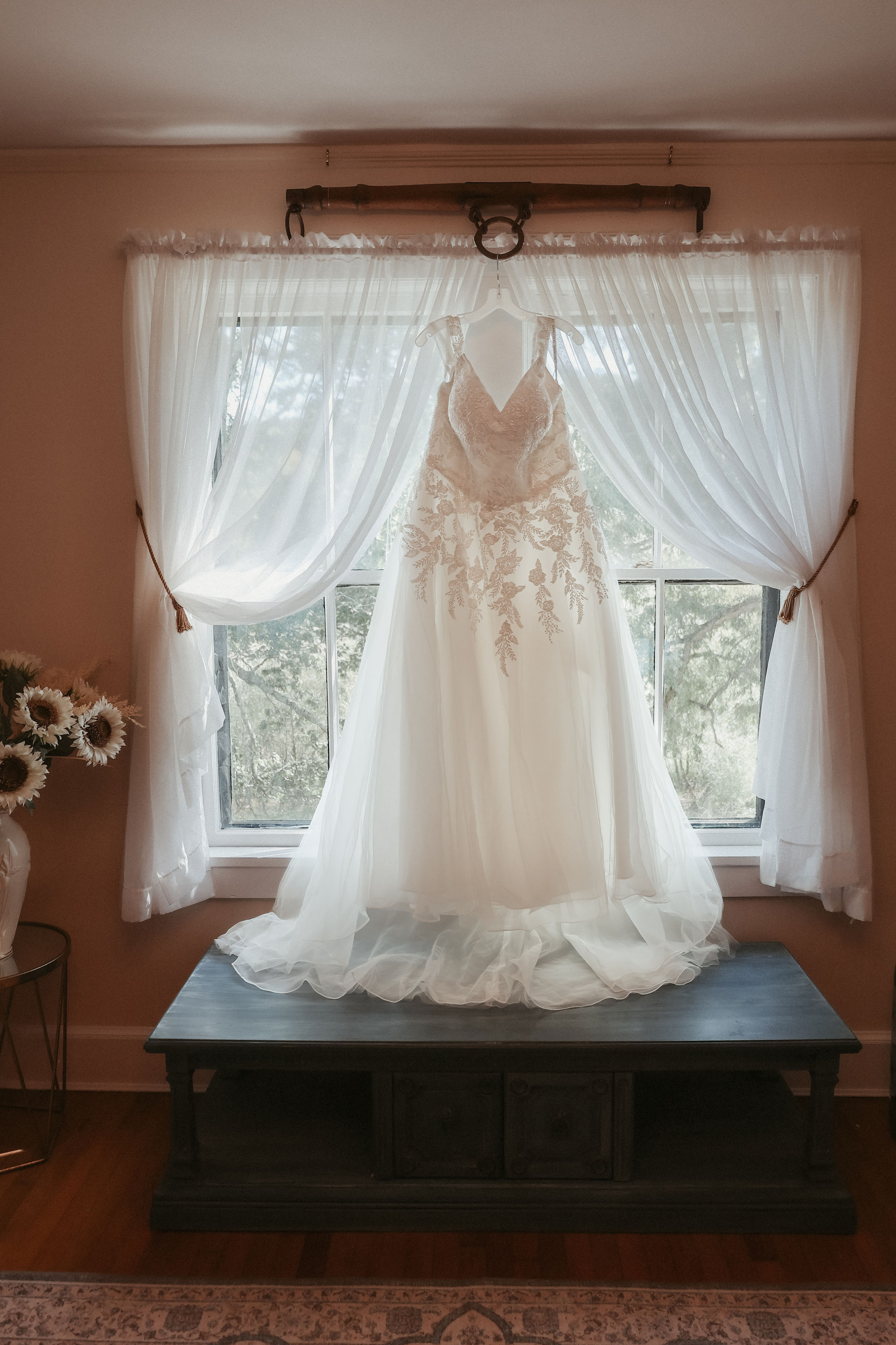 Bridal suite at Bell Tower Estate